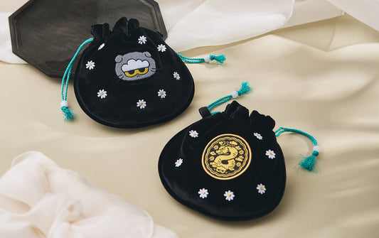 ZO&FRIENDS K-EDITION - LUCKY POUCH