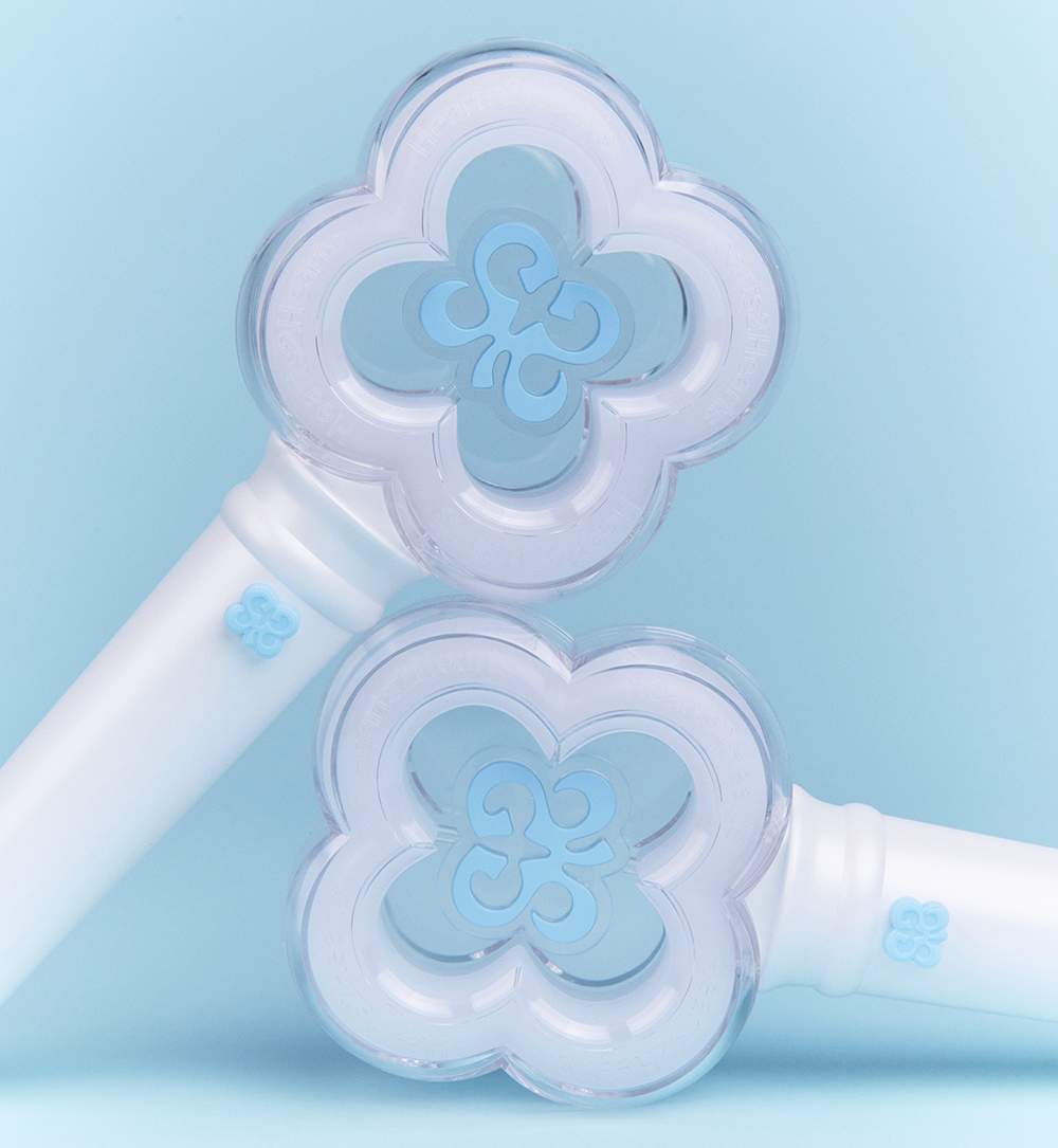 Hearts2Hearts - OFFICIAL LIGHT STICK