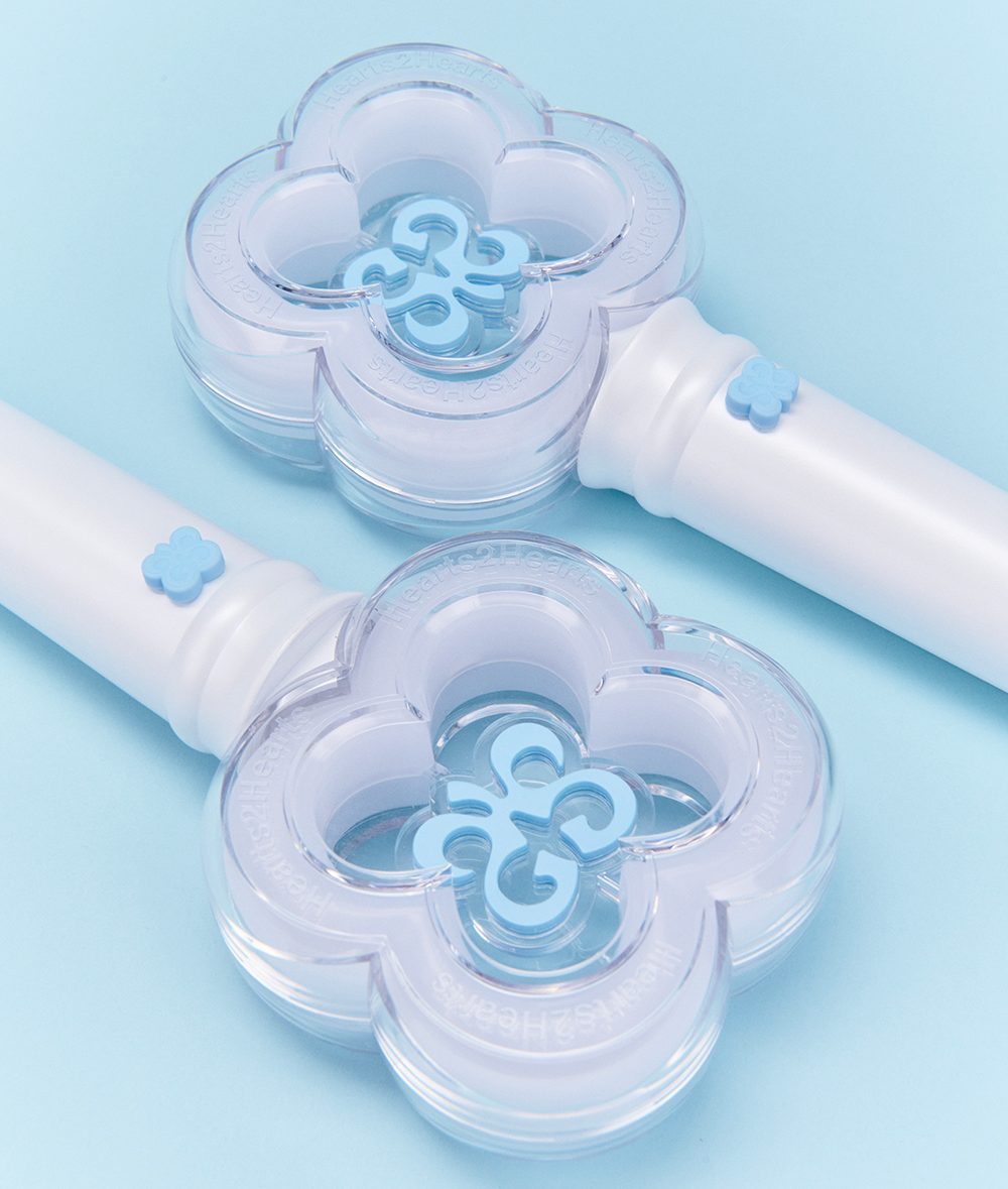 Hearts2Hearts - OFFICIAL LIGHT STICK