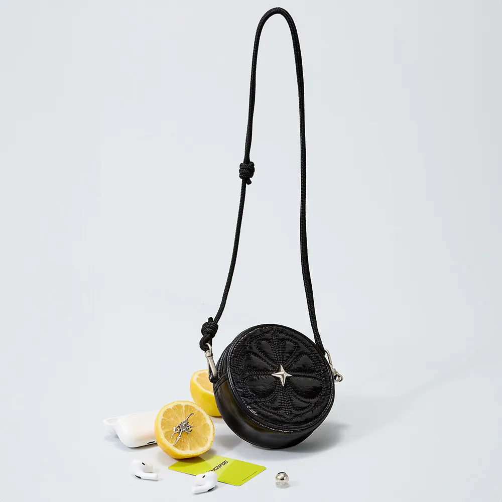 [coller aespa edition] LEMONADE KEYRING BAG (Black)