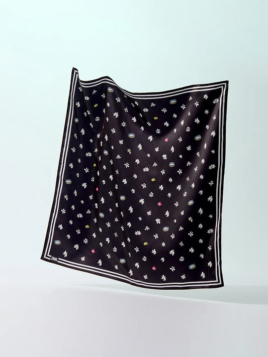 ZO&FRIENDS Signature Scarf (Black)