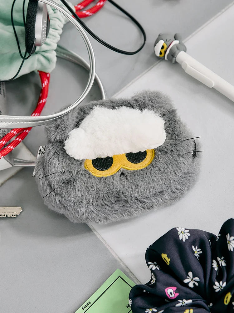 ZO&FRIENDS ZOA Signature Face Pouch